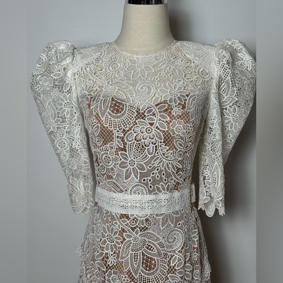 Bronx and Banco Madeleine Dress – White Lace Mesh Gown – Size US 4 - Picture 5 of 16